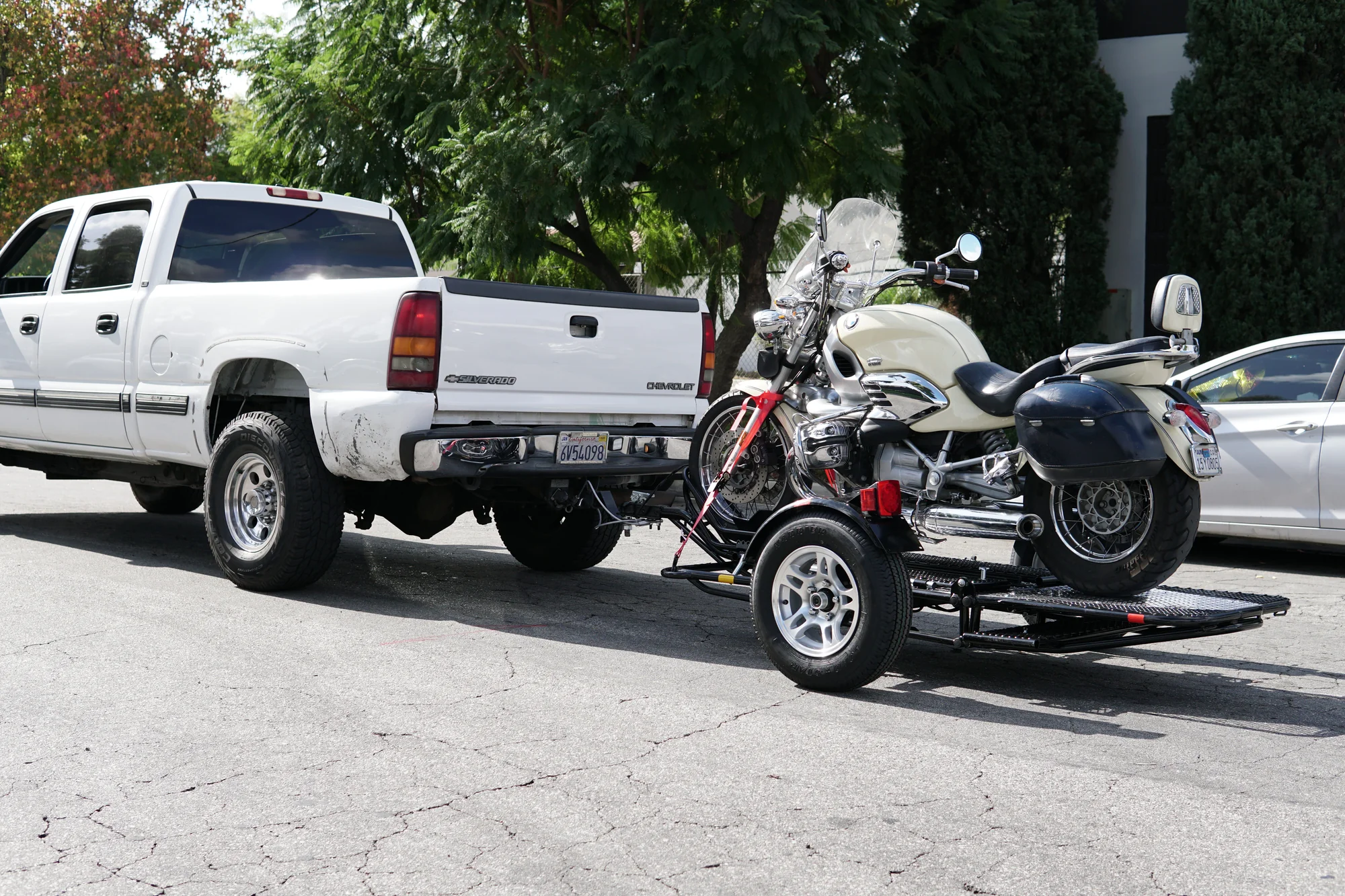 Motorcycle tow