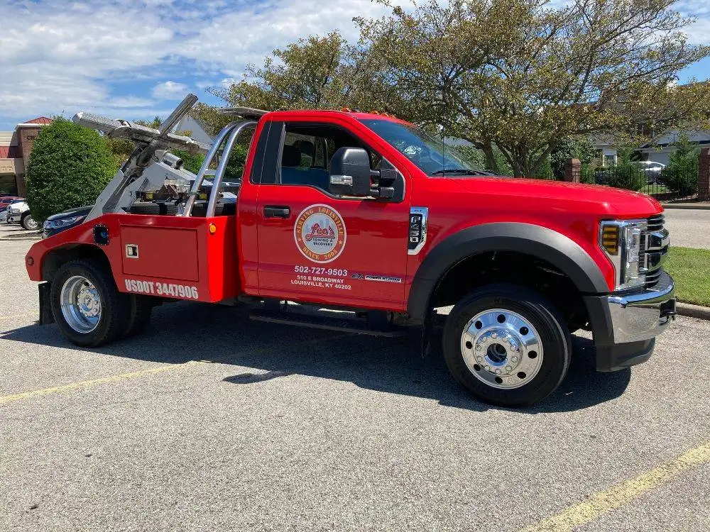 Leo's Towing and Recovery tow truck